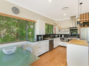 8-24 Panorama Drive